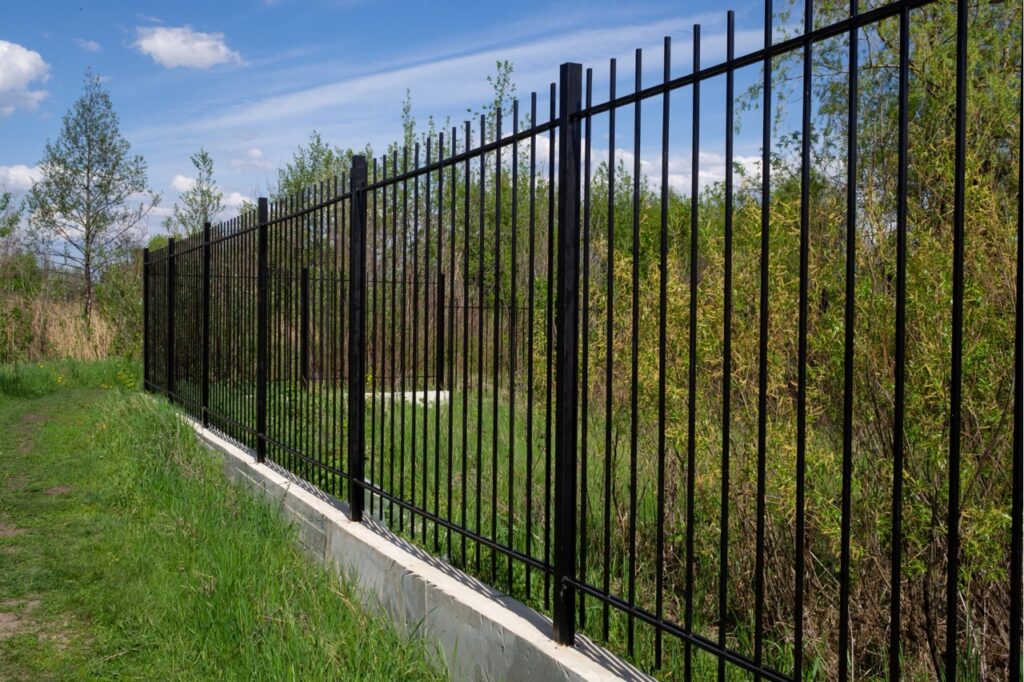 aluminum fencing